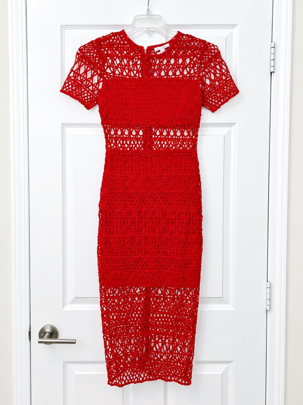 RED RESORT DRESS - Picture 5 of 8